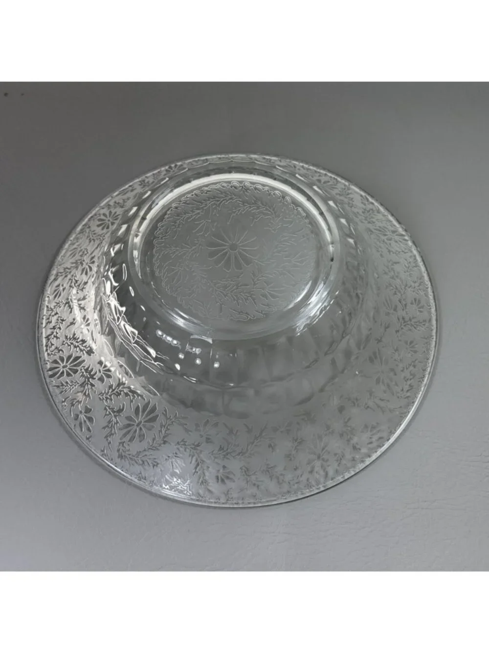 Vintage Etched Glass Serving Bowl Frosted Floral Daisy Wreath Retro
